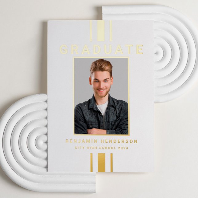 Faire-part de graduation de la photo moderne Gold  (Modern Photo Gold Foil Graduation Announcement Card.)
