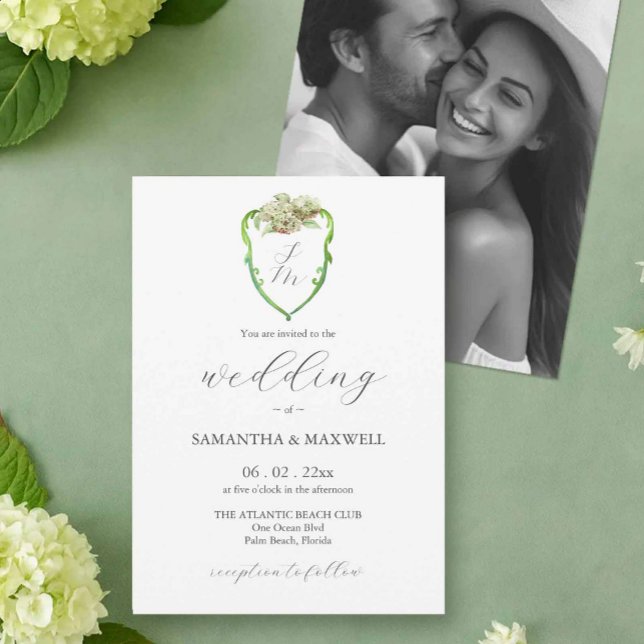 Faire-part de mariage à monogramme avec hydrangea  (wedding monogram invitations with green and white hydrangeas by Victoria of Do Tell A Belle)