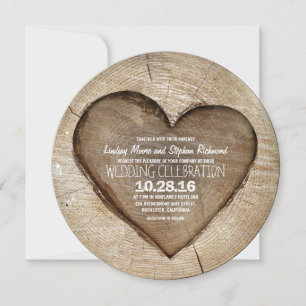 Faire-part de mariage de coeur de bois sculpté rus