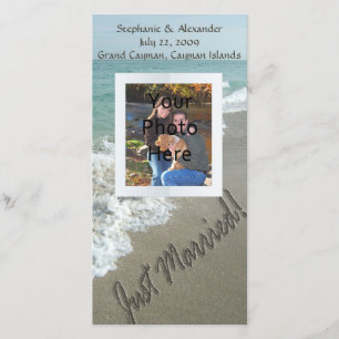 Faire-part Ecriture de sable sur la plage, juste marié