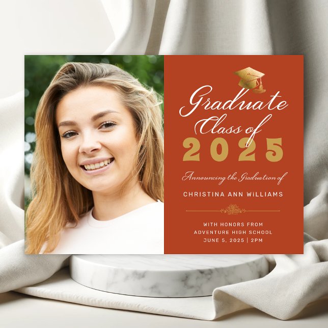 Faire-part Graduation Orange Gold Script Classe de 2025 (Elegant Orange Photo Graduation Announcement with white and gold Calligraphy Script)