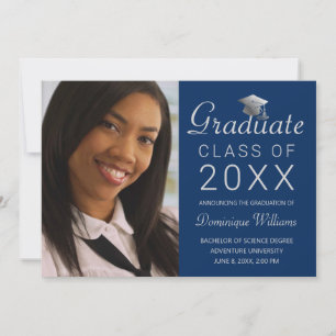 Faire-part Graduation Photo Argent Casquette Script 2025 Roya