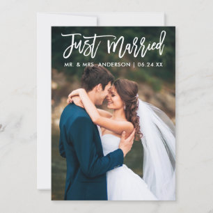 Faire-part Moderne Juste Marié Pinceau Script Mariage Photo