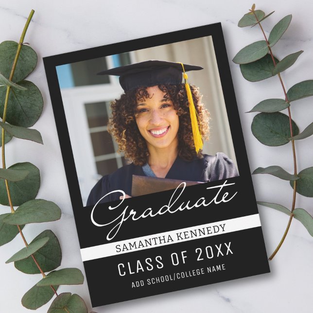 Faire-part Photo moderne noir et blanc 2025 (Modern Black and White 2025 Graduation Photo Announcement
)