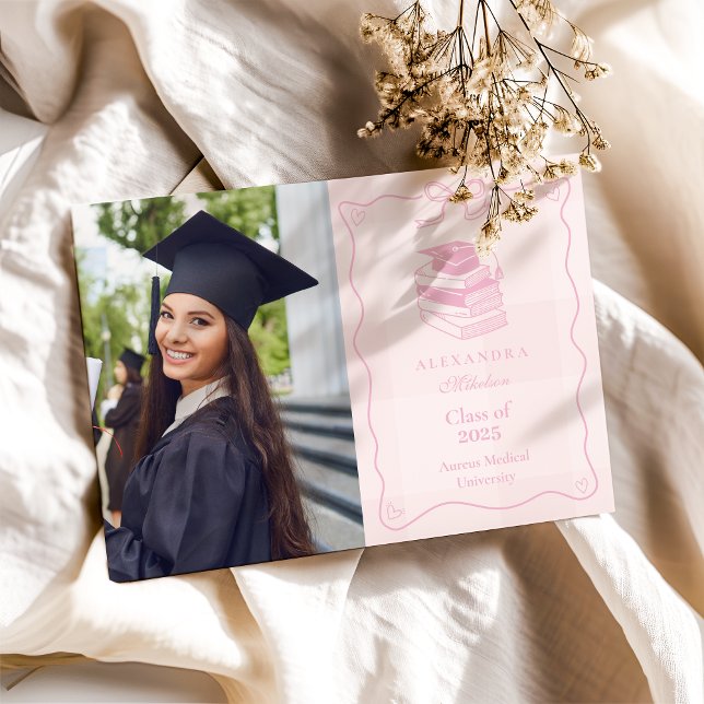 Faire-part Photo Tirée À La Main Illustrée Pink Plaid Graduat (Créateur téléchargé)