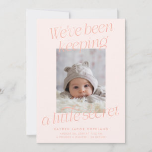 Faire-part Une photo moderne de naissance avec une pêche secr