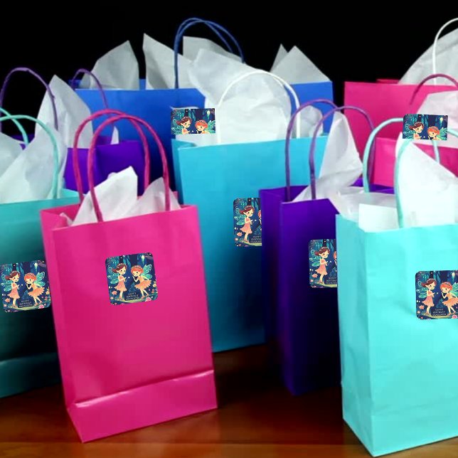 Fairies spielen im verzauberten Wald zum Geburtsta Quadratischer Aufkleber (Party Bags)