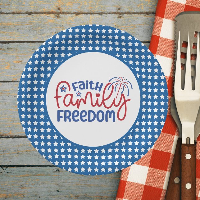 Faith Family Freedom Patriotic 4. Juli Pappteller (Von Creator hochgeladen)