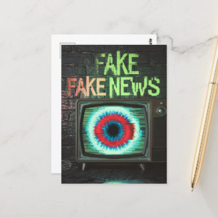 Fake Fake News Retro TV Eyeball Glitch Postkarte