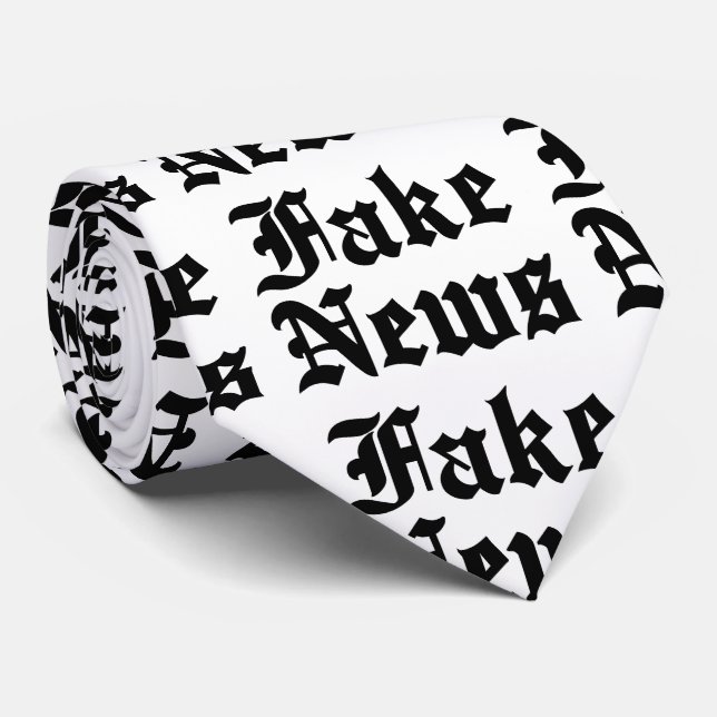 Fake News Krawatte (Gerollt)