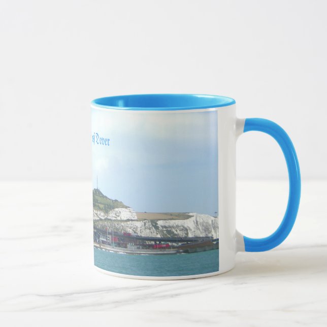 Falaises blanches tasse de souvenir de Douvres, (Droite)