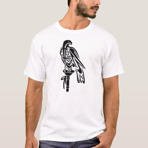 Falke auf Block-Stange T-Shirt