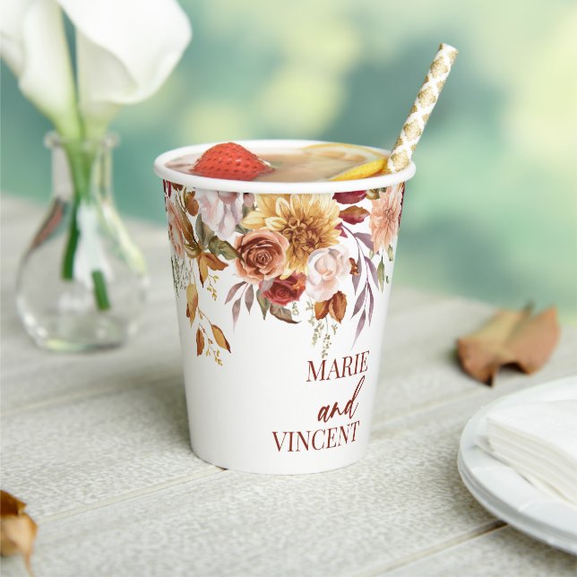 Fall Burgundy Brown Blume Wedding Pappbecher (In Situ)