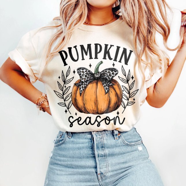 Fall Coquette Pumpkin-Saison T-Shirt (Von Creator hochgeladen)
