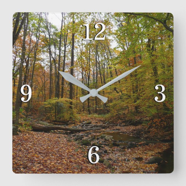 Fall Creek auf Laurel Hill Staat Park Pennsylvania Quadratische Wanduhr (Vorderseite)