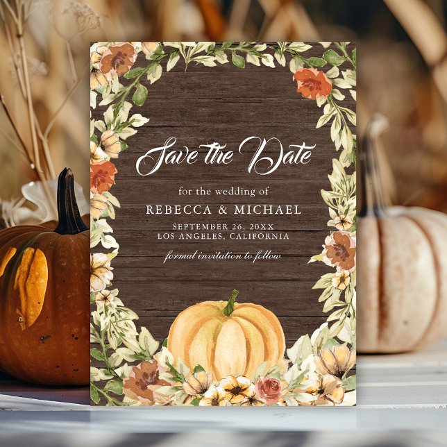 Fall Earthy Floral Pumpkin Barn Wood Wedding Save The Date (Von Creator hochgeladen)