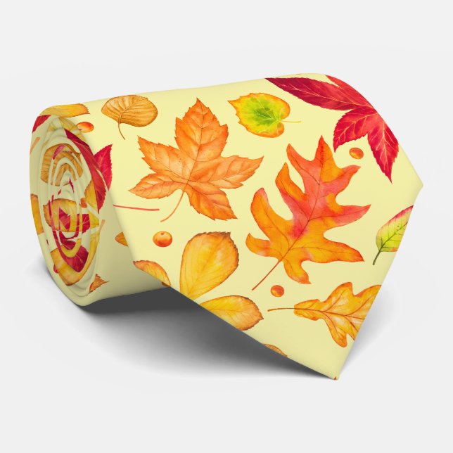 Fall Foliage Orange Gelbe und Rote Blätter Krawatte (Gerollt)