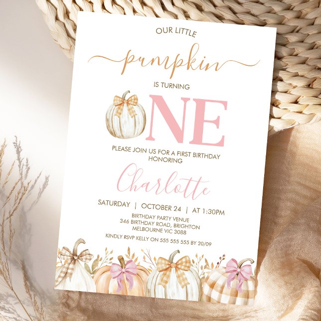 Fall Pink Girls Kariert Little Pumpkin 1. Geburtst Einladung (Pumpkin 1st Birthday Invitation, Girls Fall Little Pumpkin 1st Birthday Invitation Template, )