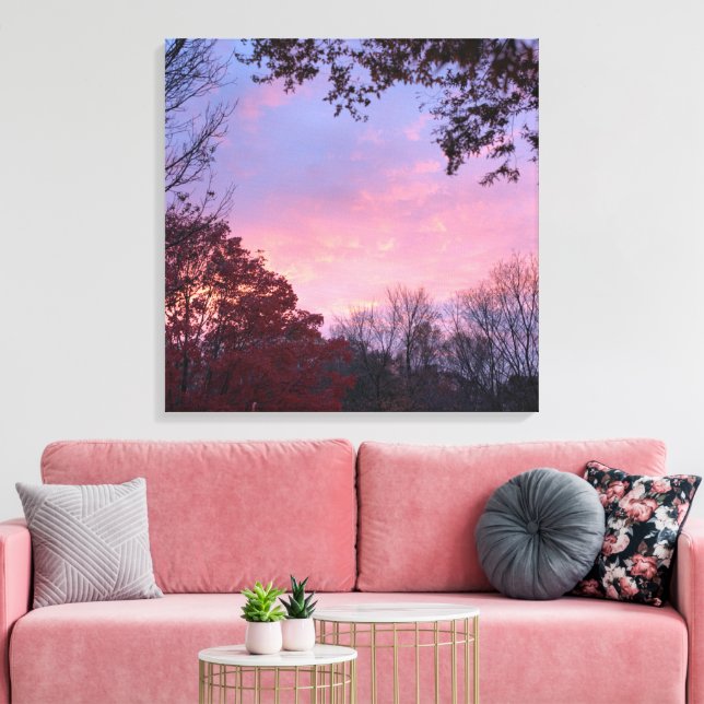 Fall rosa, blau, gelber Sonnenuntergang über Bäume Leinwanddruck (Insitu (Wohnzimmer))