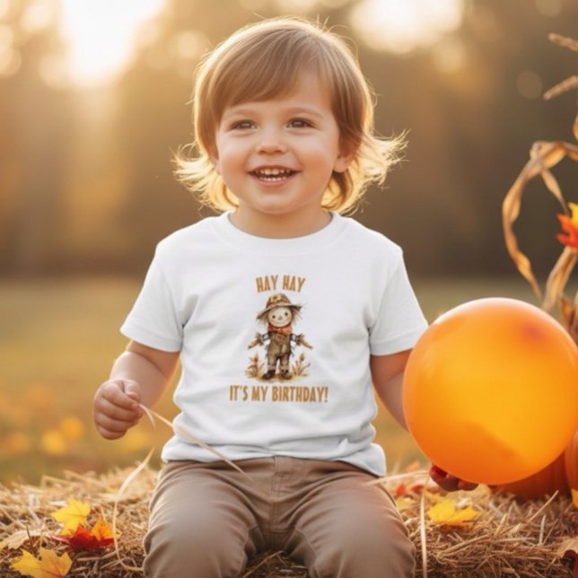 Fall Scarecrow-Niedliche Geburtstag T-Shirt (Von Creator hochgeladen)