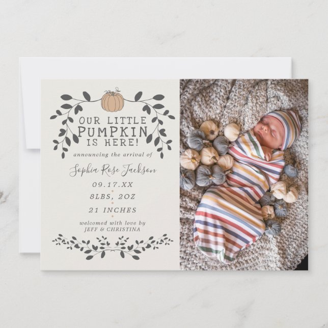 Fall Unsere kleine Pumpkin Birth Baby Ankündigung (Vorderseite)