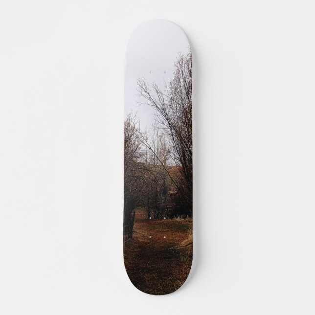 Fallende Bannacküberwucherung Skateboard (Vorne)