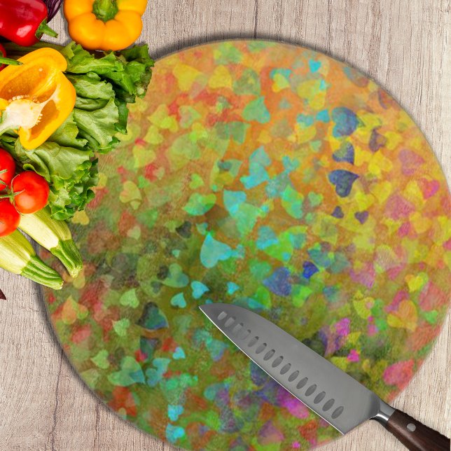 Fallende Herzen Orange Schneidebrett (Falling Hearts Orange Cutting Board by Looly Elzayat
)