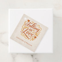 Fallende in der Liebe Moderne Herbsthochzeit