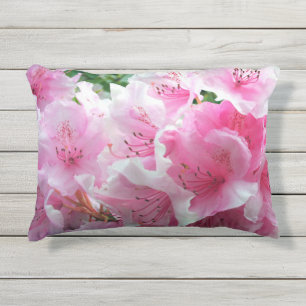Fallende rosa Blumenblüten Kissen Für Draußen