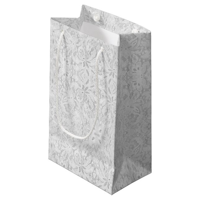 Falling White Lace Kleine Geschenktüte (Vorderseite Schrägansicht)