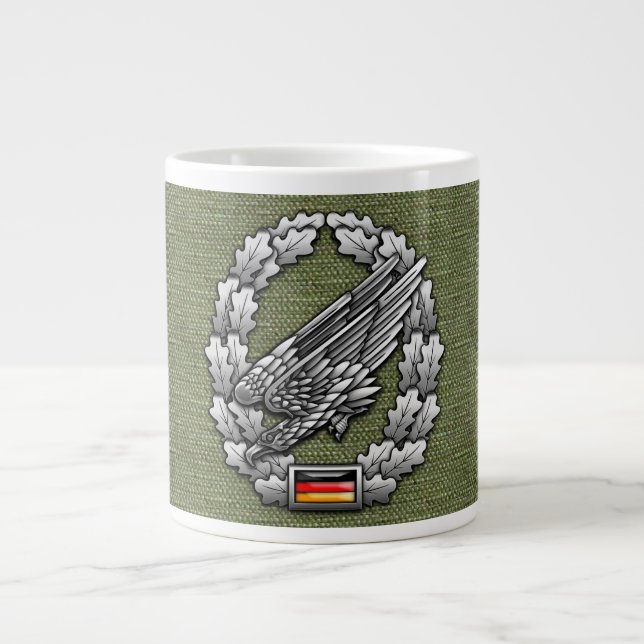 Fallschirmjägertruppe Barettabzeichen Jumbo-Tasse (Vorderseite)