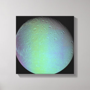 Falsche Farbansicht von Saturns Mond Dione Leinwanddruck