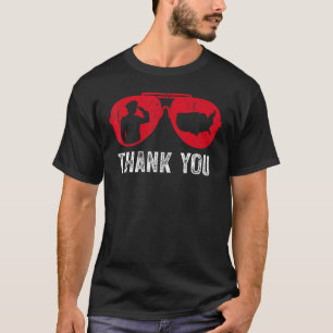 Falscher Gedenktag Flag Militärstiefel T-Shirt