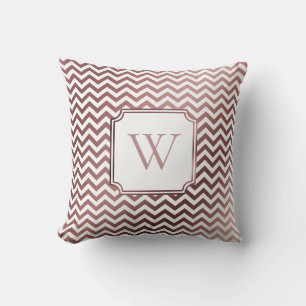 Falsches Roségoldfolie und weißer Chevron mit Mono Kissen