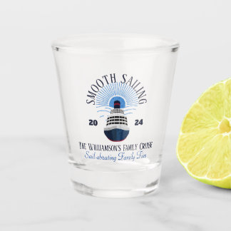 Familiäres Matching Cruise Vacation Name & Year Schnapsglas