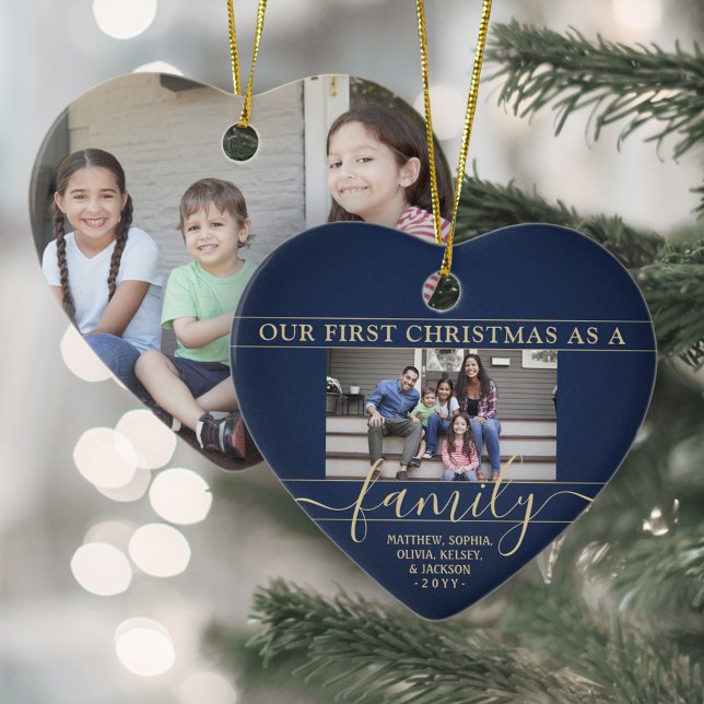 Familie 2 Foto Erste Weihnachtsnachtsnacht Blau un Keramik Ornament (Von Creator hochgeladen)