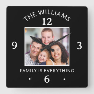 Familie ist alles, was Individuelle Name ein Foto Quadratische Wanduhr