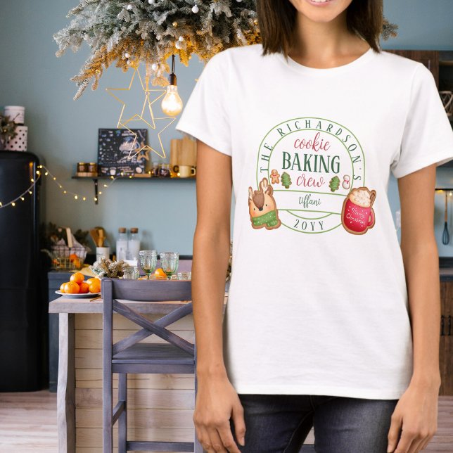 Familie passt Weihnachtskochtkuchen Backen Crew T-Shirt (Von Creator hochgeladen)