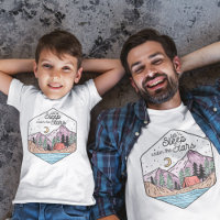 Familienausflug mit niedlichem Camping