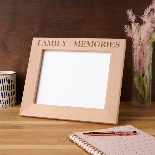 FAMILIENERINNERUNGEN GEÄTZTE RAHMEN (Links)