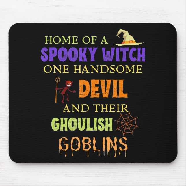 FamilienHalloween-Zitat mit dem Hexenmuskuladespin Mousepad (Vorne)