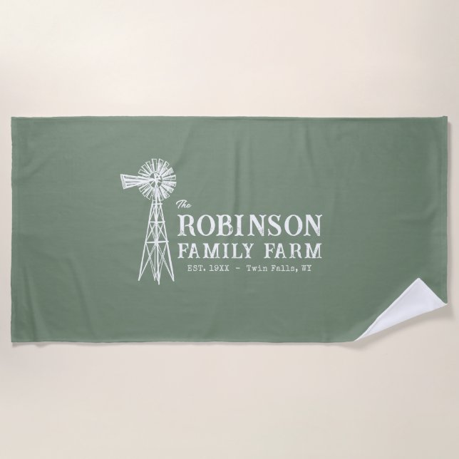 Familienname Farm Rustic Windmill Sage Green Strandtuch (Vorderseite)
