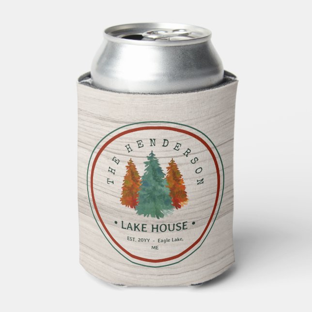 Familienname Lake House Pine Trewood Personalisier Dosenkühler (Kanne Vorderseite)
