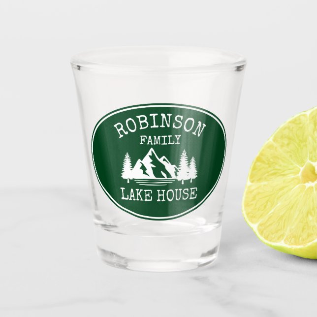 Familienname Lake House Trees Forest Green Schnapsglas (Vorderseite)