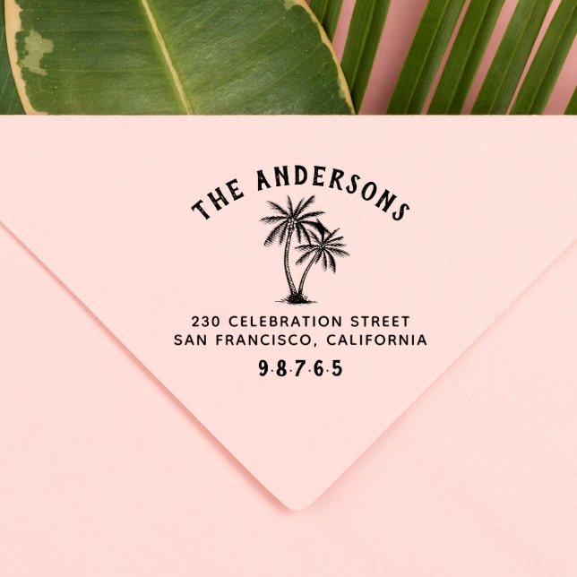 Familienname Typografie Palm Trees Rücksendeadress Gummistempel (Rubber Stamp Mock-up)
