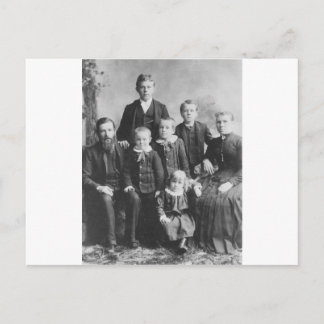 Familienporträt aus den 1900er Jahren Postkarte