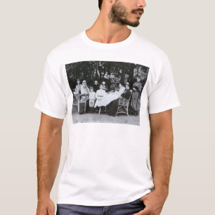 Familienporträt des Autor Löwen N. Tolstoy T-Shirt