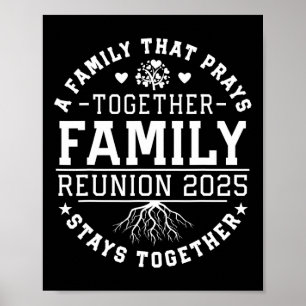 Familientreffen 2025 Eine Familie, die zusammen be Poster