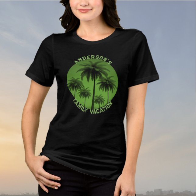 Familienurlaub Grafik T - Shirt Tri-Blend-Shirt (Von Creator hochgeladen)