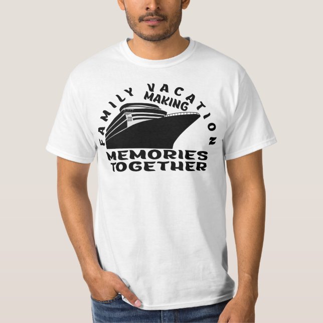 FAMILIENURLAUB. T-Shirt (Vorderseite)